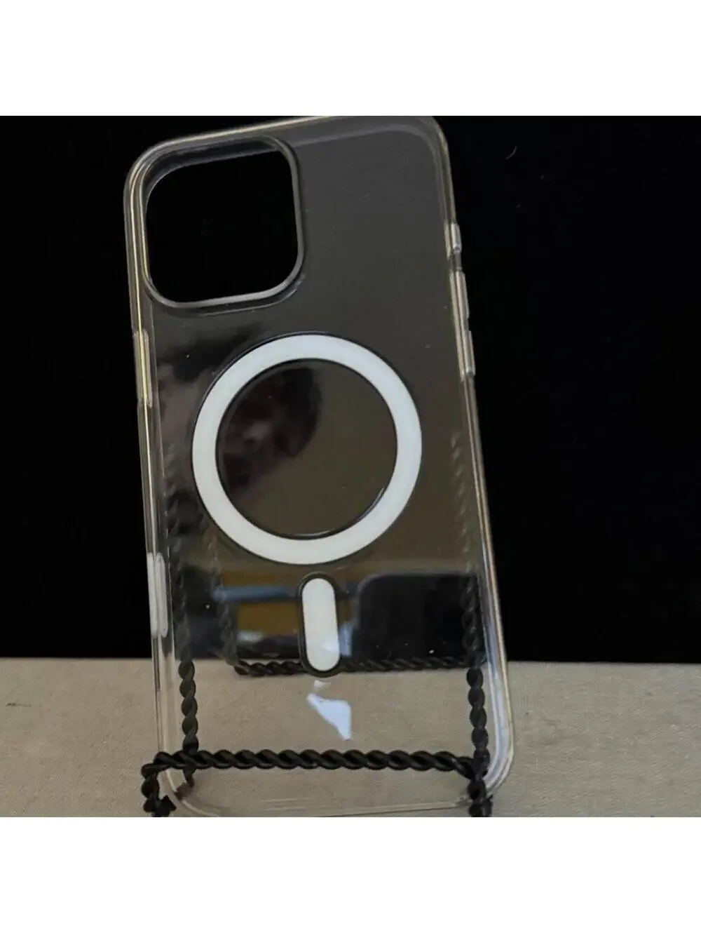 Apple Clear Mag safe iphone 15 pro max case